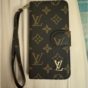 LV iPhone case wallet Pro max!
